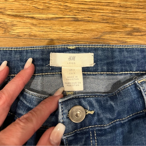 H&M Jean Shorts Rolled Cuff 4 - Picture 2 of 4